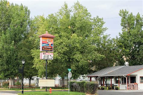 Black Bear Cafe - Hot Springs Wyoming Tourism