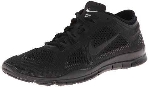 Black Nike Trainers. Nike PT