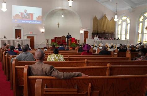 Black Protestant church still vital despite attendance drop