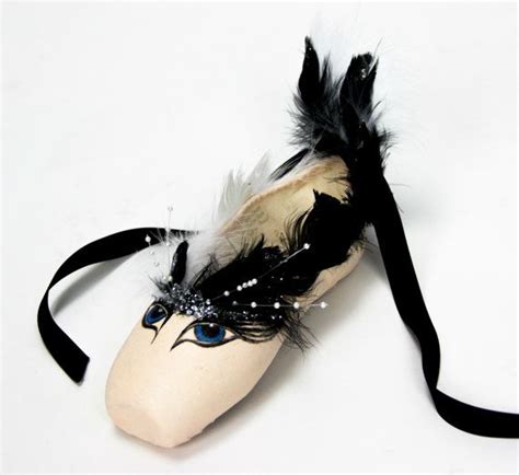 Black Swan Pointe Shoes-mallow - Etsy