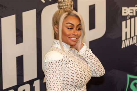Her monthly profit from her onlyfans account is around $20 million. Blac Chyna’s Instagram account has 16.4 million followers. An onlyfans subscriber has to pay a monthly charge of $19.99 to get access to what she has shared so far. 17.4K page likes, and 169 posts have contributed greatly to raising her net worth.