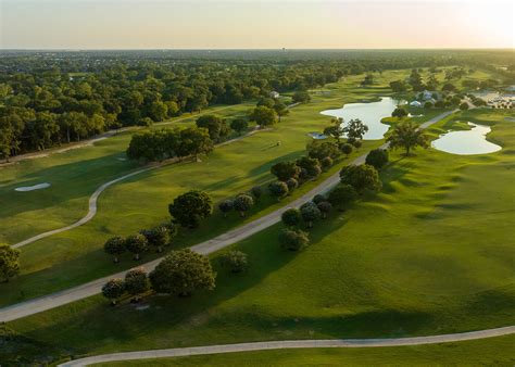 Black horse golf club texas. 12205 Fry Road, Cypress, TX 77433 (281) 304-1747 [email protected] 