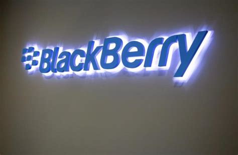 BlackBerry strikes new deal to sell portfolio of non-core patents