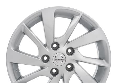 Blackburn wheels. Posted By: Blackburn Wheels on Jul 22, 2020 When it comes to wheels, the difference between car and truck wheels doesn’t stop at size. Load capability, handling, fitment, price and ground clearance all play an important role in the purchase of OEM and aftermarket wheels. 