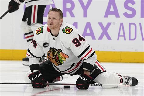Blackhawks place Corey Perry on waivers due to 'unacceptable' conduct