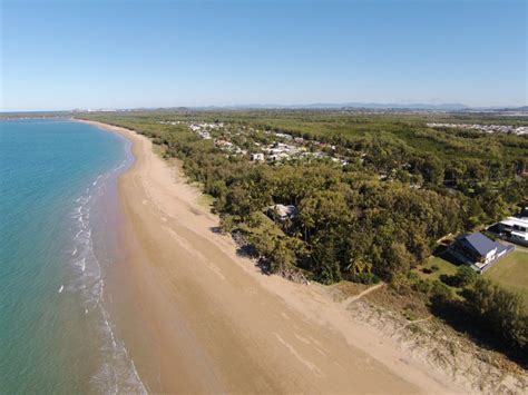 Blacks Beach Tide Times, QLD 4740 - WillyWeather