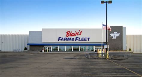 Blain's Farm and Fleet in Cedar Falls, IA is a department store that serves the agricultural and automotive communities of northeastern Iowa. Blain's carries cat and dog food, …. 