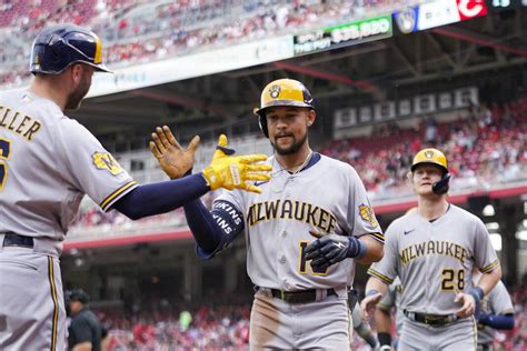 Blake Perkins hits grand slam, Brewers hold off Reds for 10-8 win