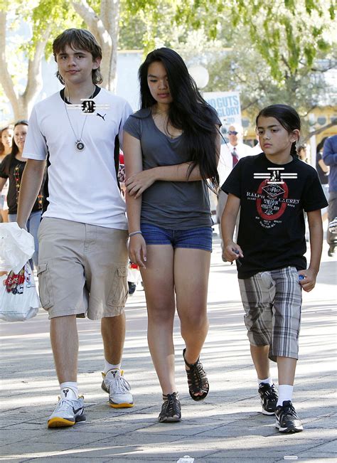 Blanket and prince jackson. Things To Know About Blanket and prince jackson. 