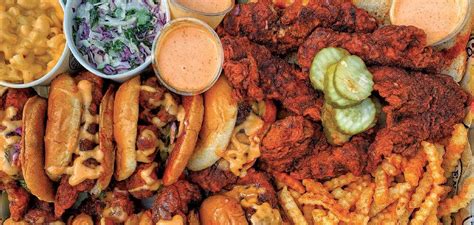 Blaze Pizza Franchisee Adds Dave’s Hot Chicken in Boston