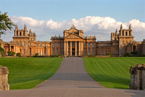 The main approach to Blenheim Palace takes you through the beautiful Blenheim Park and across the River Glyme. The long drive through the stunning English ....