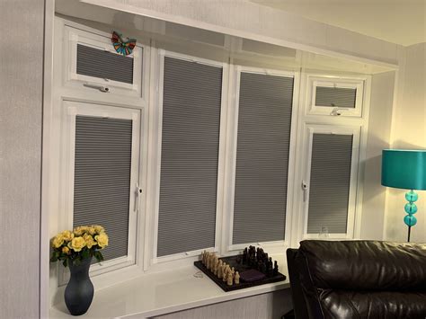 Blinds2go. At Blinds 2 Go, we are here to help make the decisions as simple as possible by providing the information you need to find the perfect blinds. Our range of roller blinds is a popular choice for customers who need a practical solution that is affordable, easy to operate and quick to clean, all while matching the sleek style of their home. Roller ... 