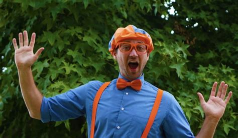 I’m not saying that Blippi is malicious or predatory, but normalizing this behavior in adults is dangerous for kids. This isn’t normal adult behavior, and adults who behave like this shouldn’t be trusted. I do think that Blippi (o.g. guy) is callously invested in making a buck, and figured out a formula that was popular with kids..