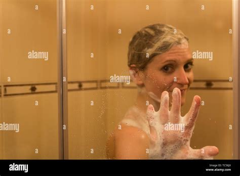 Blonde Shower Onlyfans Leak