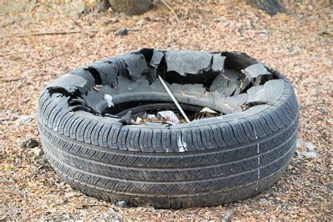Blown tire. A blown tire is a serious situation that can cause damage to your vehicle and other drivers. Learn how to respond, get your car to a safe place, and contact Tr… 