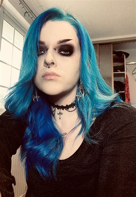 Blue Haired Onlyfans Leak