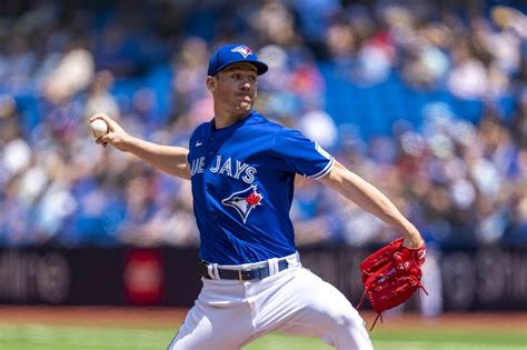 Blue Jays avoid sweep, shutout Padres 4-0 at Rogers Centre