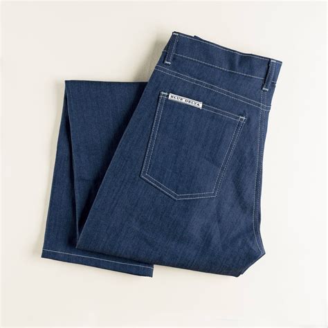 Blue delta jeans. The softer feel of khaki pants, the comfort of your favorite tailored jeans in our stretch cotton twill. Constructed from 10 oz / 98% cotton, 2% stretch material. Made just for you in Tupelo, MS. If we've measured you before, we've got your fit. If you haven't been measured, please click Find Your Fit Here and we’ll ga 
