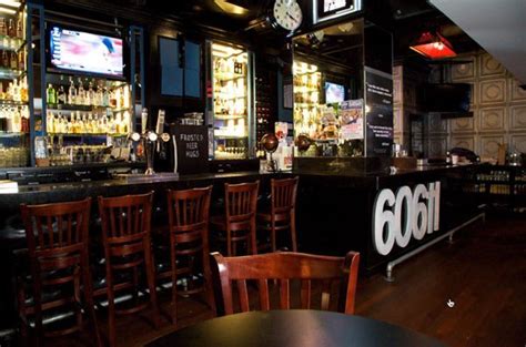 Blue frog 22 in chicago. Oct 20, 2015 · Karaoke fans have four months to sing their goodbyes, but fear not. Blue Frog's Local 22 remains open on Hubbard Street if loyal customers need their fix of a similar menu. Foursquare. Blue Frog ... 
