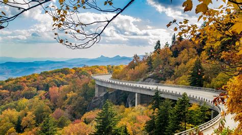 Blue ridge parkway entrance near me. Blue Ridge Cable Service is a leading provider of high-quality cable television, internet, and phone services. Blue Ridge Cable Service offers an extensive lineup of cable televisi... 
