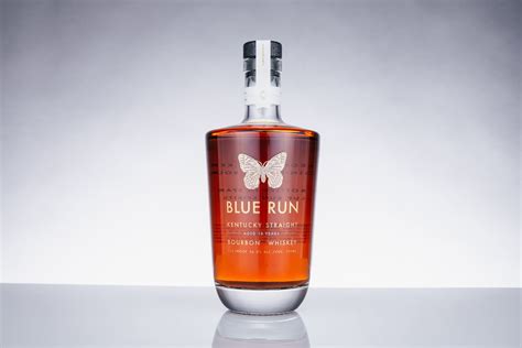 Blue run. Whiskey: Blue Run High Rye Distiller: Contracted, not listed for the High Rye ABV: 55.5% Age: 4 Years Batch: “Spring”, Bottle 5819 Nose: I get strong citrus notes of citrus and some apples. Slight bit of honey mixed with oak and light on the heat. Palate: Off the tongue, I get some baking spices, sherry and hints of sweet tea 