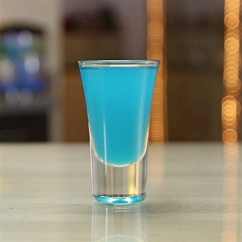 Blue shot. This recipe version is made with these ingredients: Blue Curacao liqueur, Malibu® coconut rum, peach schnapps, sweet and sour mix, Sprite® soda. Some of the best shots from the classics to the newest are the Flaming Lamborghini Shot, Red, White and Blue Shot, Jello Shots, and the B-52 Shot. Also noteworthy to keep in mind, even though a drink ... 