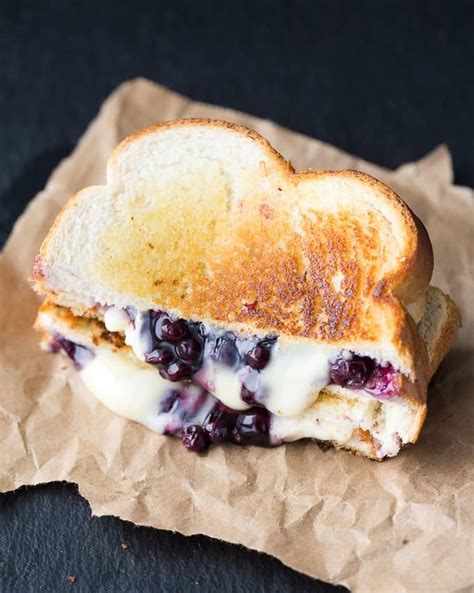 Blueberry Brie Grilled Cheese Sandwich Recipe - Pinterest