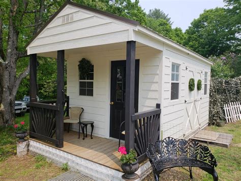 61 Sugar Hill Road, Swanzey NH, is a Single Family home that contains 1456 sq ft and was built in 2000.It contains 3 bedrooms and 2 bathrooms.This home last sold for $210,000 in June 2023. The Zestimate for this Single Family is $211,500, which has increased by $53,300 in the last 30 days.The Rent Zestimate for this Single Family is $2,764/mo, which has increased by $1,024/mo in the last 30 days..