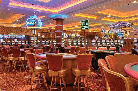 Bluechip casino. The Casino has 65,000 sq ft (6,000 m 2) of gaming space that includes 42 table games, and more than 1,900 slot machines. It has 486 hotel rooms, 184 located in the 8-story Blue Chip tower, and 302 in the 22-story Spa Blue tower (numbered to 23 as there is no 13th floor), and five restaurants. The Spa Blue towers's second level (labeled as S in ... 