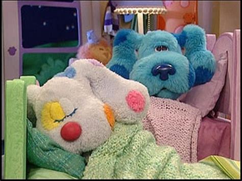 Fantasy "Sprinkles' Sleepover" is the 11th episode of Blue's Room. The gang is going to sleep at Blue's Room, but Sprinkles is having a hard time going to sleep. So Blue & Sprinkles set out to find Sprinkles a sleepy game. DVD Sleepytime Stories Blue's Clues Wiki: Sprinkles' Sleepover . 