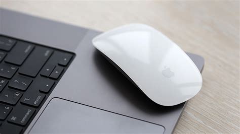 Bluetooth mouse jumpy mac.  Get service for your Magic Mouse If your mouse is still sl...