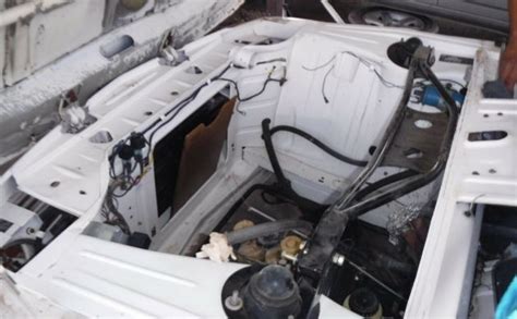 Bmw engine seized.  Great candidate for an engine swap or build.  Here'...