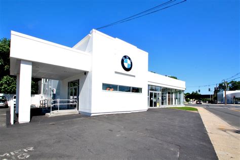 Bmw of freeport new york. Save on the new car or SUV you really want with BMW of Freeport's current BMW special offers. ... For those who want style, luxury, performance and practicality in one package the new BMW X5 is the ideal solution. ... 291 W. Sunrise Hwy • Freeport, NY 11520. Get Directions. Today's Hours: Open Today! Sales: 9am-8:30pm. 