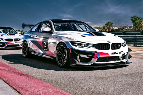 Bmw performance center. Aug 3, 2023 · BMW makes arrangements for you and one guest to stay at the Greenville Marriott free of charge– which is a good hotel and close to the BMW Performance Center ( located at 1 Parkway East in ... 