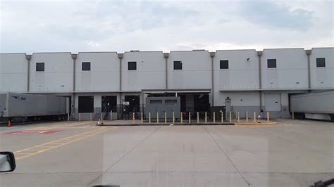 Amazon submits plans for same-day shipping fulfillment center near BNA. According to permits filed with the city, Amazon is seeking to use a building at 2 Dell Parkway in Nashville. That...