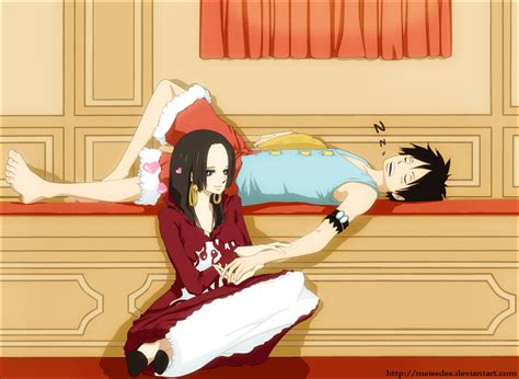 Boa x luffy. Theory Boa x luffy. I have a Theory that at the end of one piece when luffy becomes pirate king he should marry boa becouse in naruto he married hinata and naruto also become the hokage so i think that boa hancock and monkey d luffy should get married at the end of one piece. I fully agree because no one else has romantic interest in Luffy. 