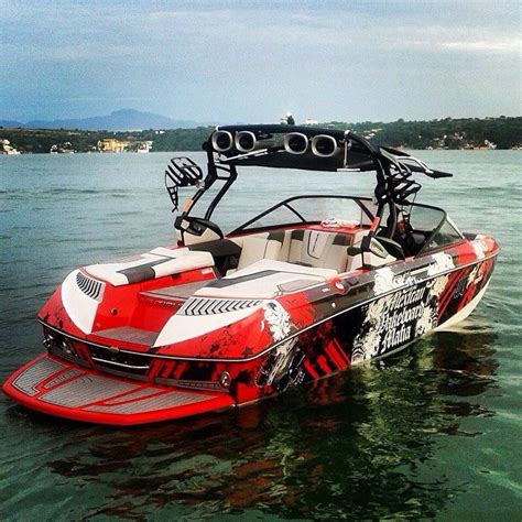 Boat Wraps Wake Graphics