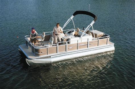 Boats nadaguides. The predicted values become a lot less exact than they are for automobiles. Take a 10-year-old 25-foot bowrider, for example, with a predicted range of between $50,000 on the low end and $60,000 on the high end. When the market peaked during COVID, a boat in good condition might have been worth $70,000. If the new owner fails to keep it in good ... 