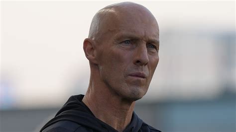 Bob Bradley returns to coach Stabaek in Norway’s soccer league