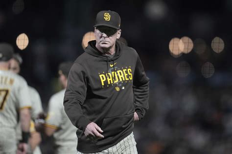 Bob Melvin confirms he’ll return as manager of the Padres following their flop this season