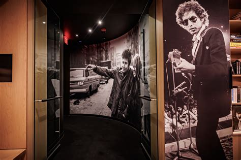 Bob dylan center. Reserve your tickets to visit the Bob Dylan Center today. Plan Your Visit. Bob Dylan is one of our culture’s most influential and groundbreaking artists. In the decades since he first … 