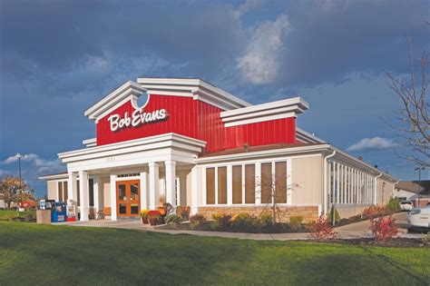 Bob Evans restaurant is the perfect go to for a satisfying lunch or dinner. We offer classic American favorites, innovative menu items, and family sized meals made with fresh ingredients and served with a smile. Come on in, order takeout, or have your favorite food delivered right to you!.