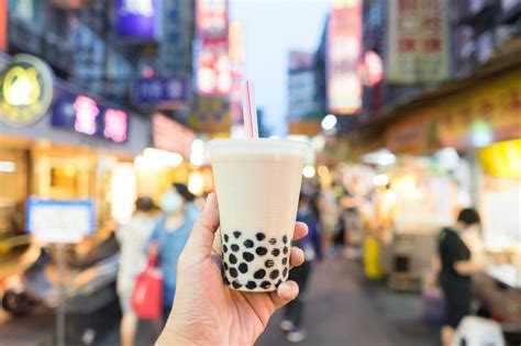 Boba .. Jun 7, 2019 ... I went from boba basher to boba believer. Anyway, here's how you make bubble tea at home: Rolling Out The Pearls. The tapioca pearls in a ... 