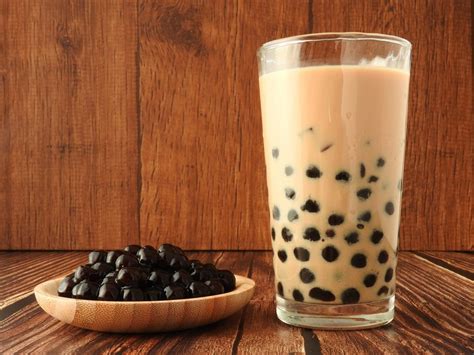Boba tea open late. Apr 24, 2023 · Latea is one of the few boba shops that makes its own boba on premises, multiple times a day. The shop uses the owner’s late grandmother’s homemade boba recipe, which she used to sell boba at ... 