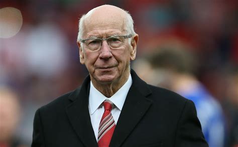 Bobby Charlton: Manchester United great and England World Cup winner dies aged 86
