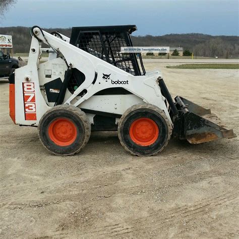 Bobcat 873 Skid Steer - Attachments - Specifications