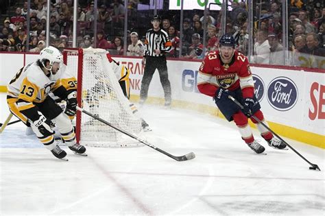 Bobrovsky makes 26 saves, Panthers top Penguins 3-1 for Pittsburgh’s 4th straight loss