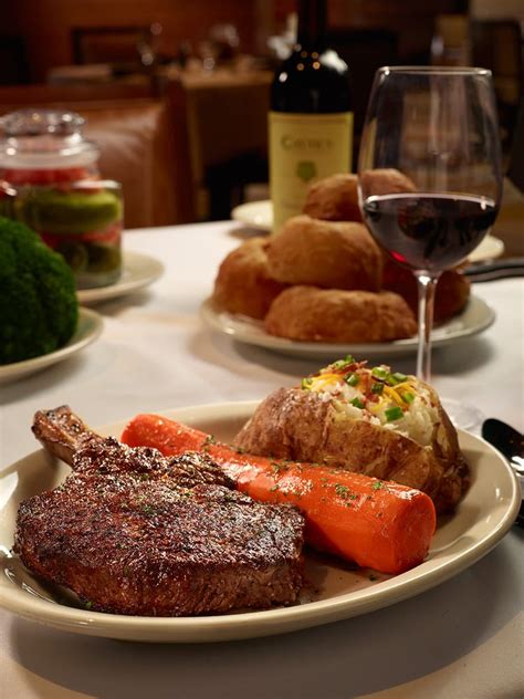 Bobs steaks house. Fine Dining Server - PT | Bob's Steak and Chop House. Omni Hotels & Resorts. 2,049 reviews. 555 South Lamar Street, Dallas, TX 75202. Part-time. 