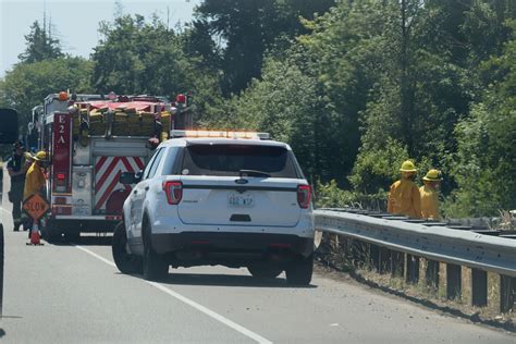 Body found as crews respond to brush fire off Interstate 5