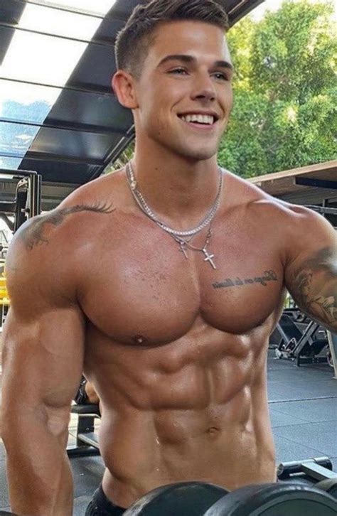 Bodybuilder porn movies.  Popular Tags muscle bodybuilder posing hot hunk flex fl...